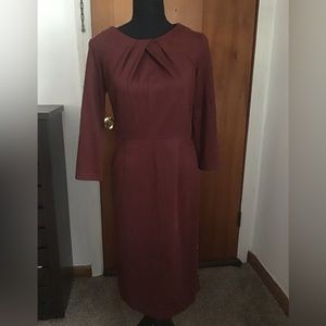 Classic bodycon dress brown